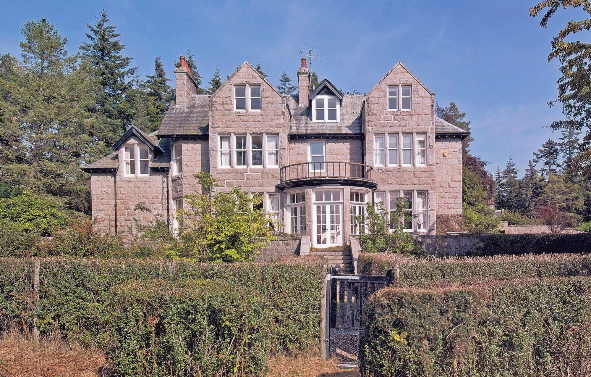 Bed and Breakfast Lys-Na-Greyne Aboyne Exteriér fotografie